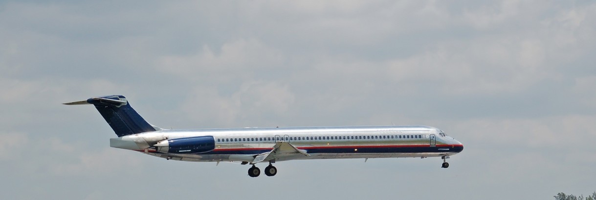 Private Jet Charter McDonnell Douglas MD-83
