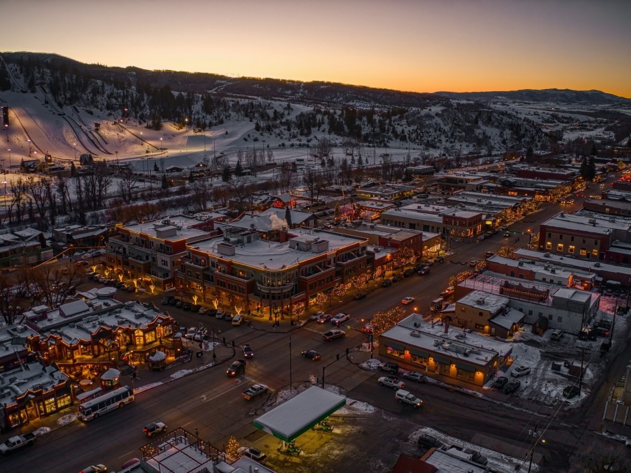 Steamboat Springs Airport (SBS, KSBS) Private Jet Charter Steamboat Springs Airport (SBS, KSBS) Private Jet Charter