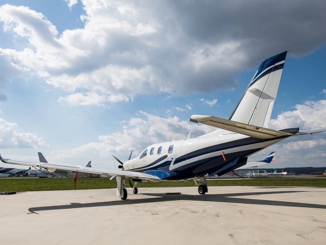 Daher TBM 910 Charter