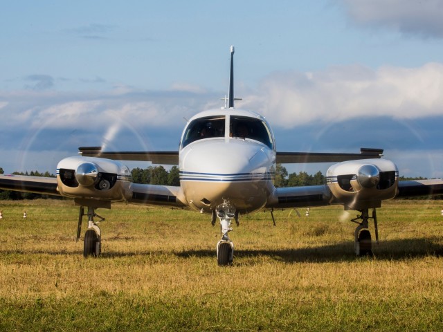 Private Jet Charter Piper PA-31 Navajo