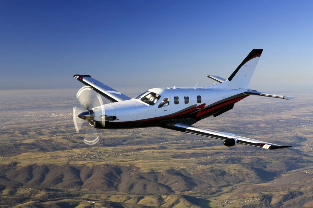 TBM 850 charter