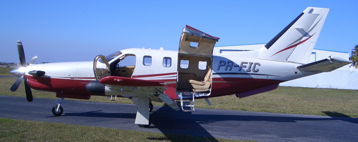 TBM 850 interior