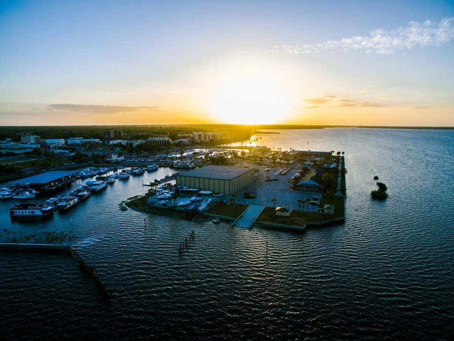 Orlando Sanford International Airport (SFB, KSFB) Private Jet Charter Orlando Sanford International Airport (SFB, KSFB) Private Jet Charter
