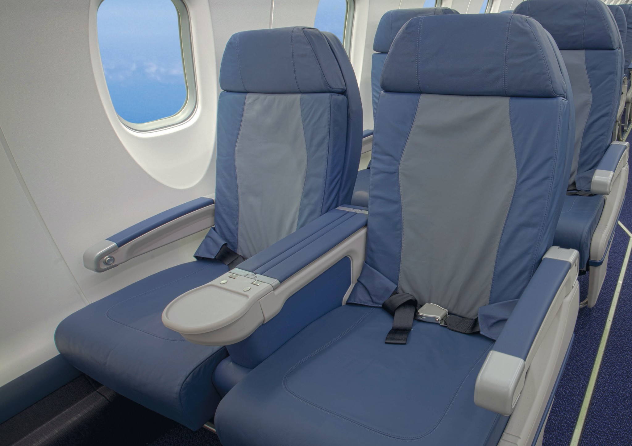 Bombardier CRJ 200 interior