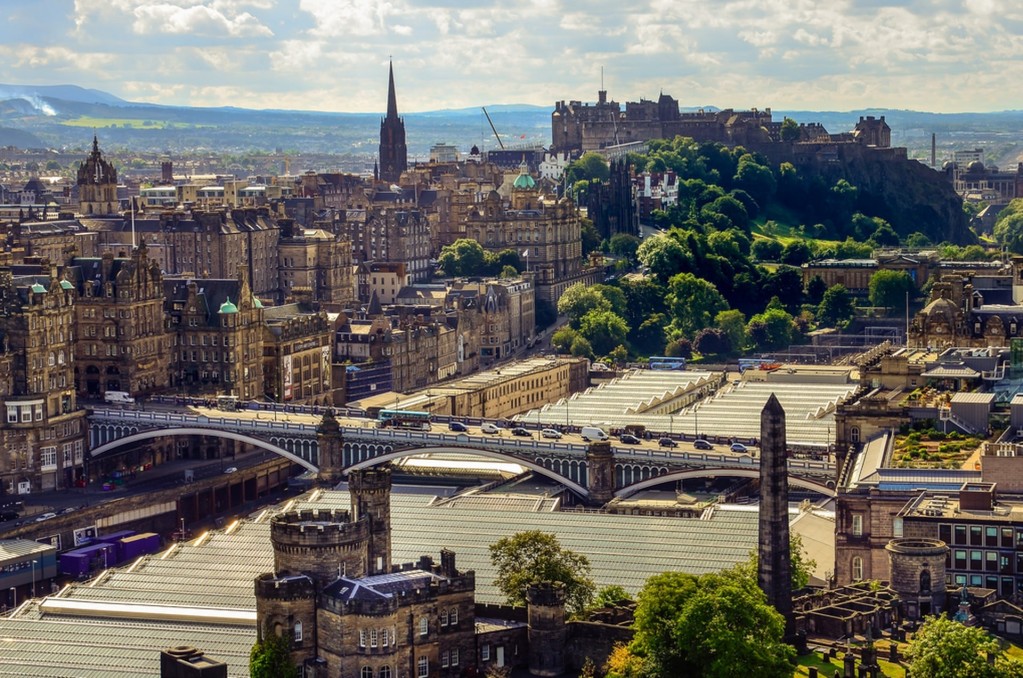 Edinburgh, UK Private Jet Charter