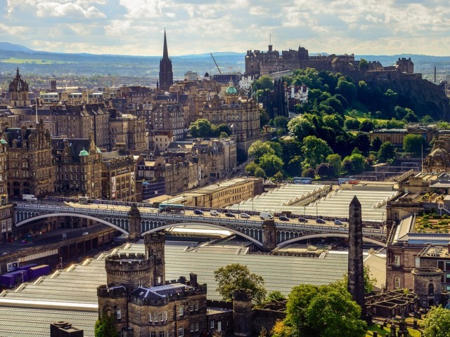 Edinburgh, UK Private Jet Charter