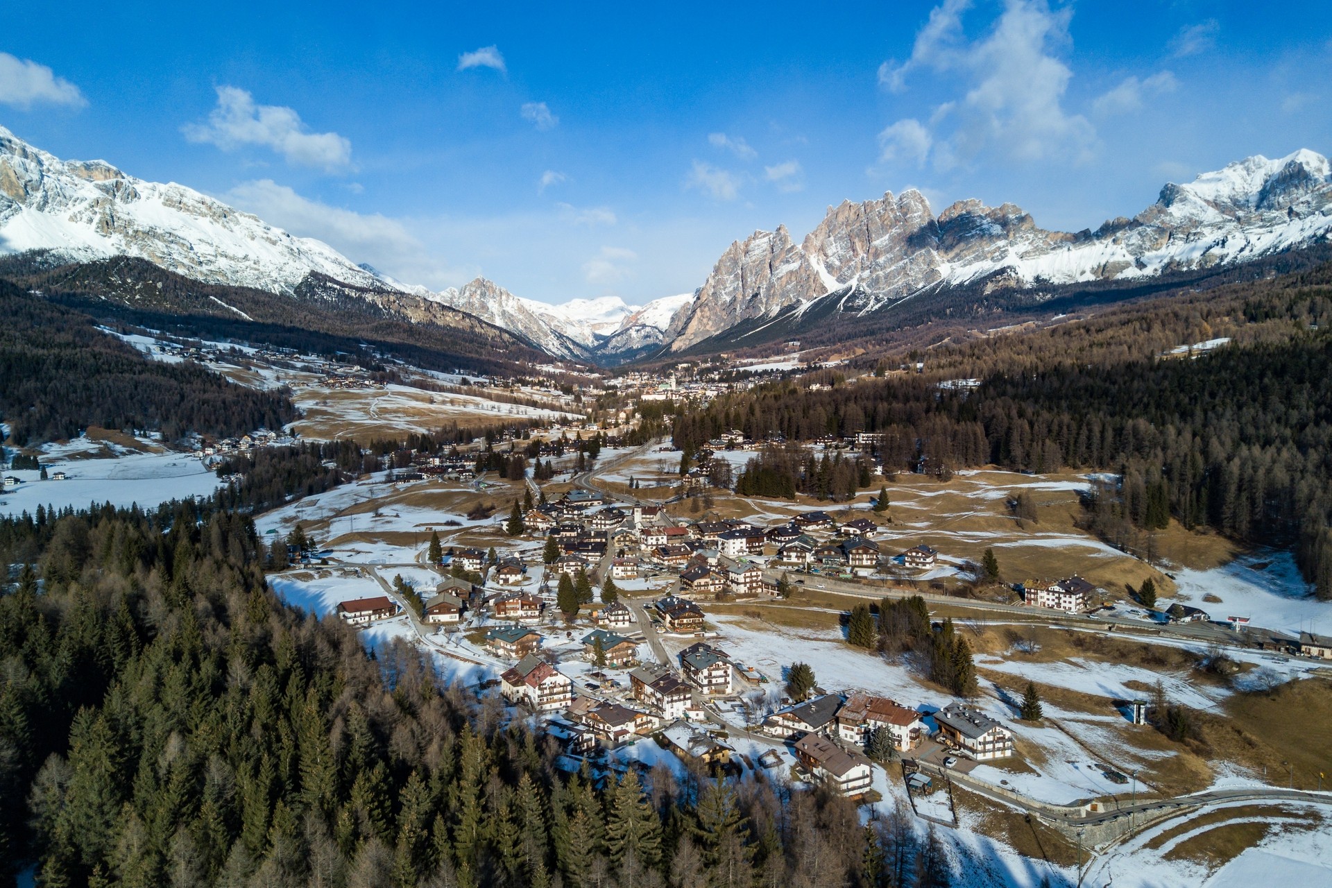 Cortina D'Ampezzo, Italy Private Jet Charter