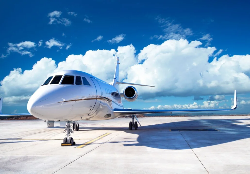 Mercury Jets vs Clay Lacy Operator Structure and Charter Flexibility in Private Aviation